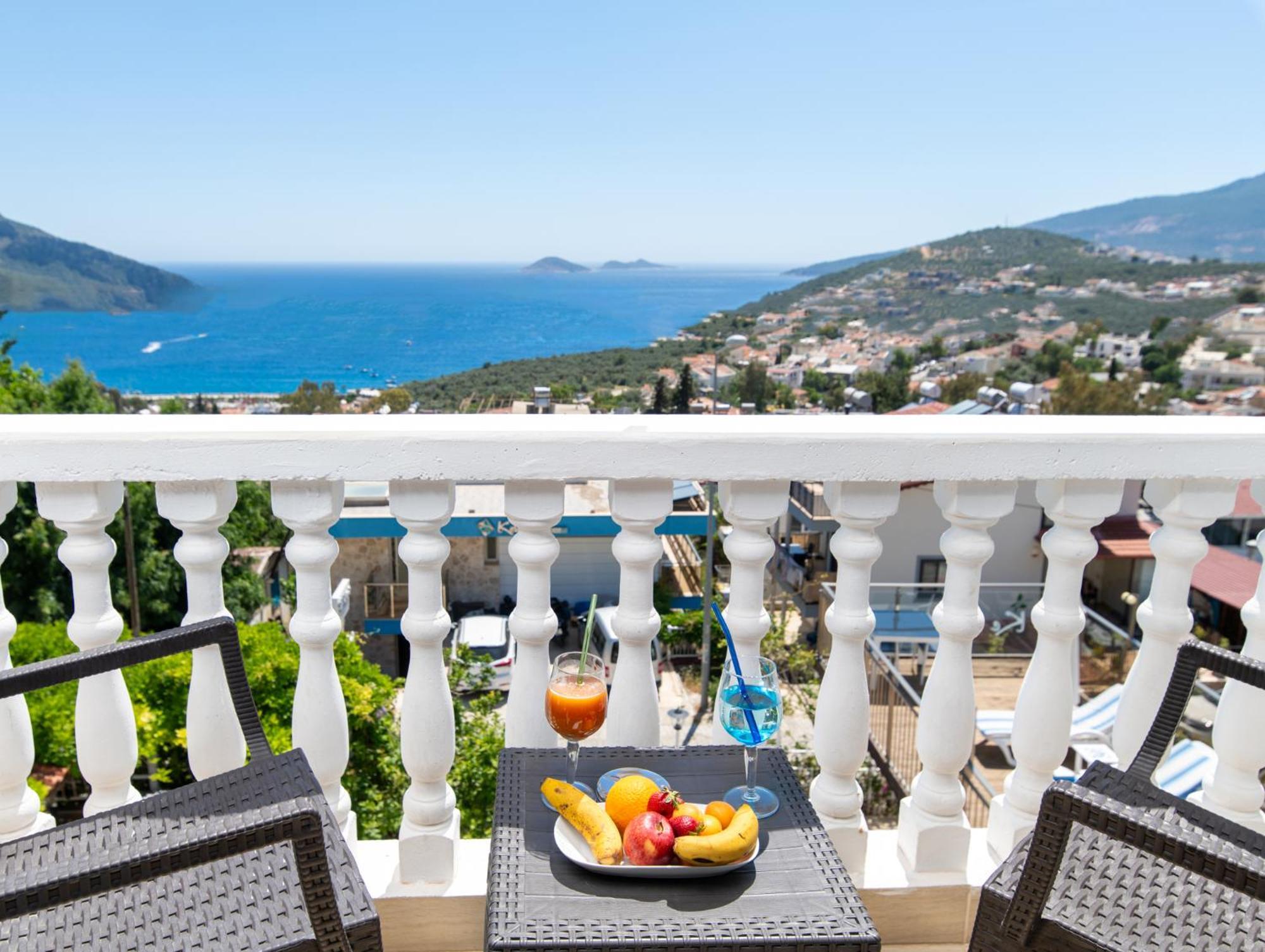 Kelebek Hotel Kalkan Buitenkant foto